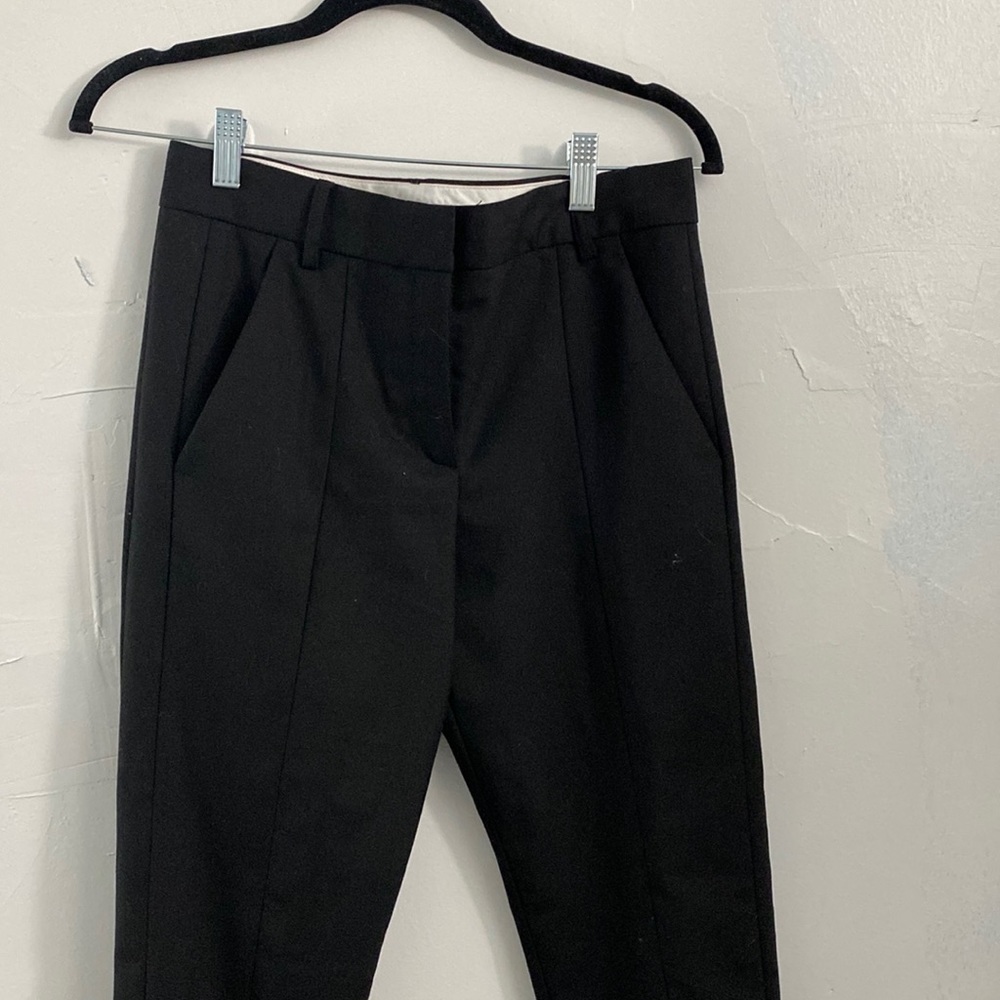 Beautiful black pant perfect for office